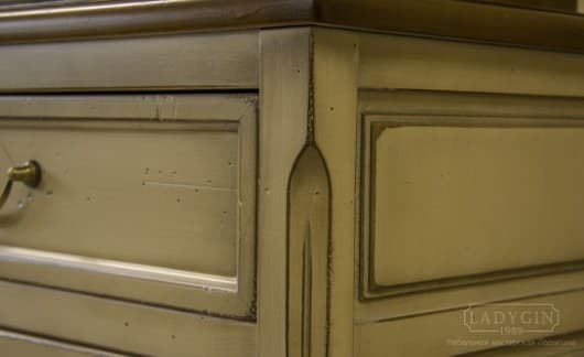 Деревянный открытый буфет с двумя ящиками и наставной частью в стиле прованс на заказ - 7
