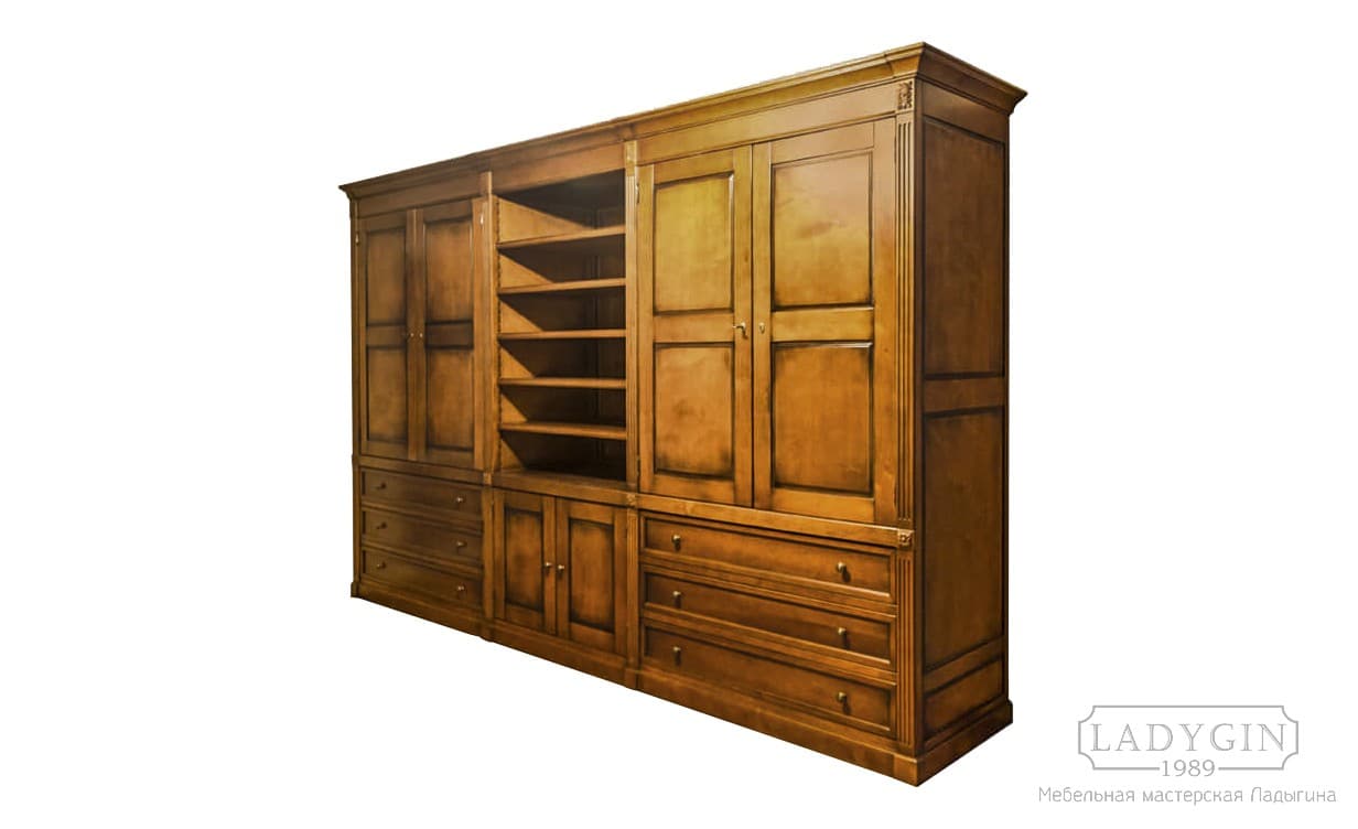 Универсальный шкаф из массива дерева в классическом французском стиле с нишей и ящиками фото