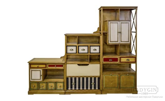 Деревянный шкаф-горка в детскую комнату в классическом стиле на заказ - 3