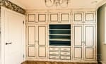 Деревянный встроенный многосекционный шкаф в стиле прованс на заказ - 24