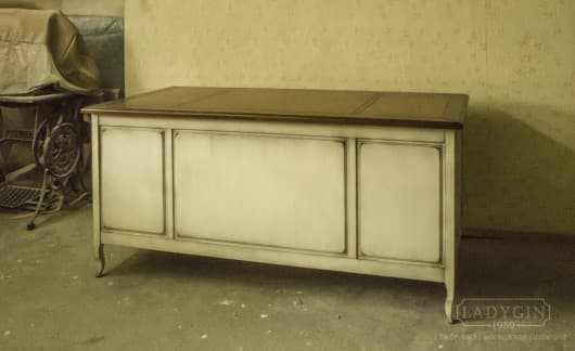 Деревянный письменный стол 8 ящиков с усиленной столешницей в стиле Прованс на заказ - 9