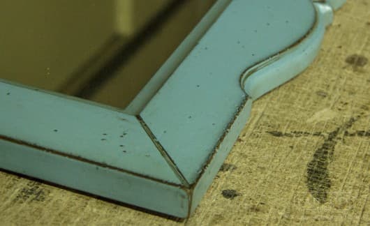 Угол голубой рамы в стиле прованс для прямоугольного зеркала фото