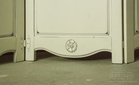 Деревянная ширма в стиле Прованс с антикварной отделкой для ванной на заказ - 4