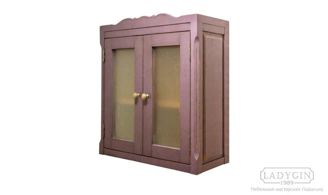 Деревянный навесной шкафчик со стеклянными дверками в стиле Прованс на заказ